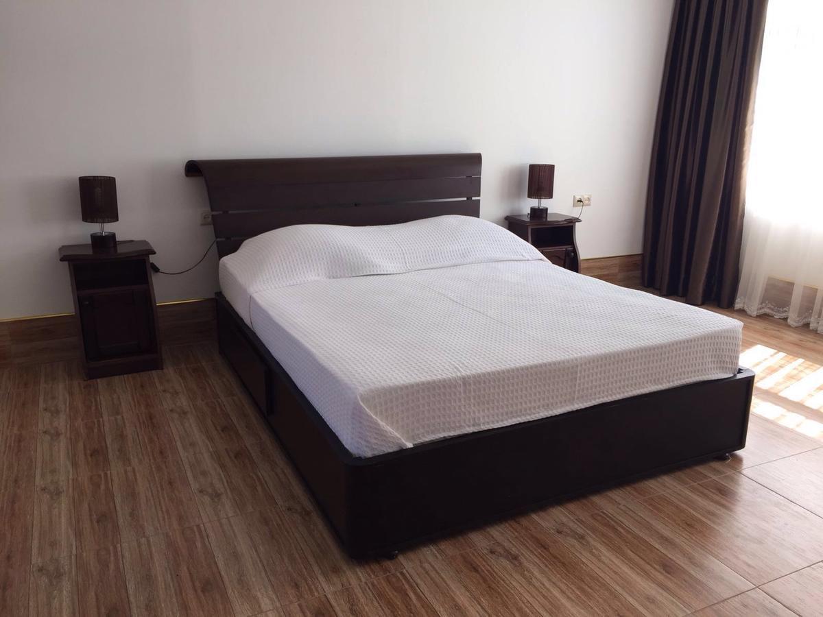 Hotel Simpatia Kobuleti Bagian luar foto