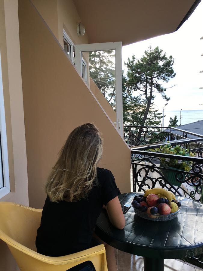 Hotel Simpatia Kobuleti Bagian luar foto