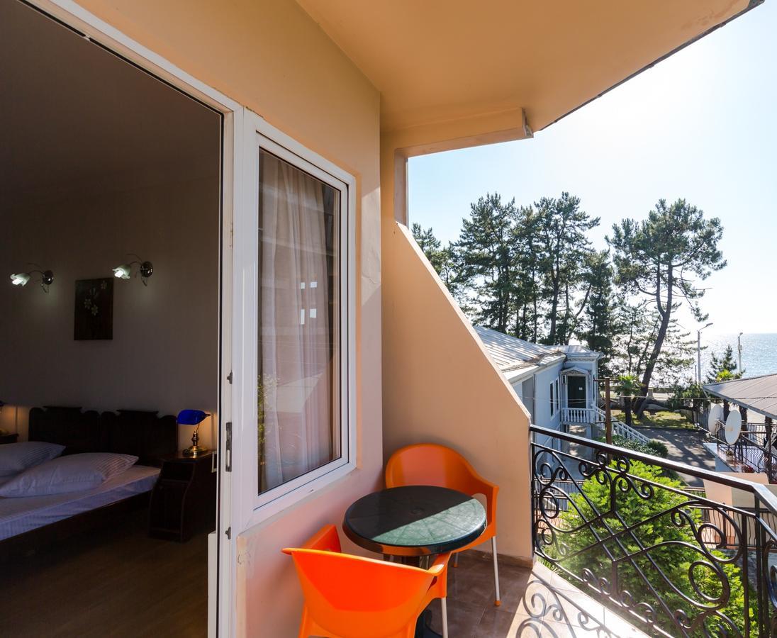 Hotel Simpatia Kobuleti Bagian luar foto