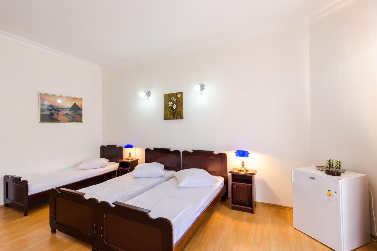 Hotel Simpatia Kobuleti Bagian luar foto