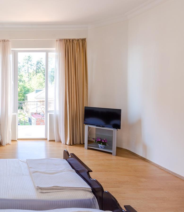 Hotel Simpatia Kobuleti Bagian luar foto