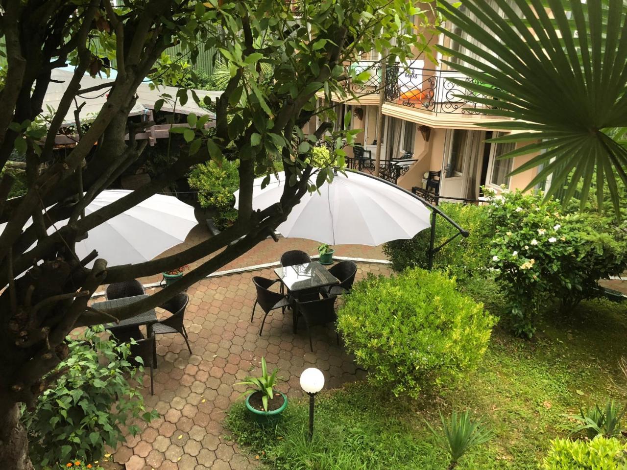 Hotel Simpatia Kobuleti Bagian luar foto